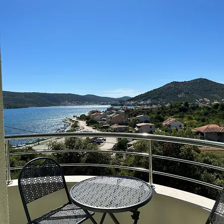 Palada Poljica (Trogir)
